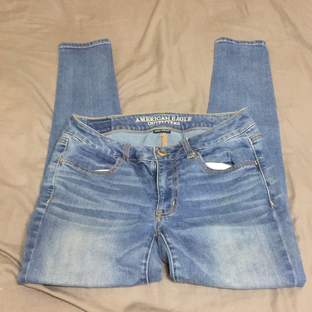 American eagle super stretch skinny jeans. Regular